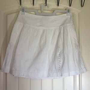 Gap Mini Skirt NWT, Women’s Size 6, White With Zipper and Fully Lined